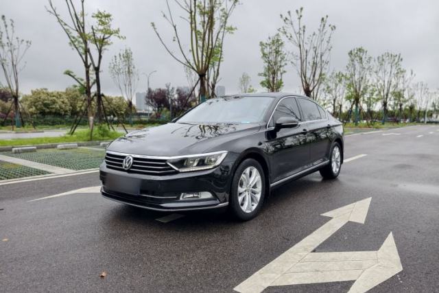 Ojetý Volkswagen Magotan 2018 380TSI DSG Luxury Model