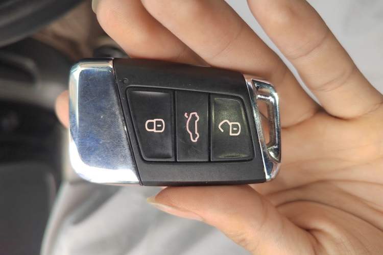 Used Volkswagen Magotan 2018 380TSI DSG Prestige Model Vehicle Key