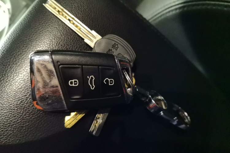 Used Volkswagen Magotan 2018 330TSI DSG Luxury Model Vehicle Key