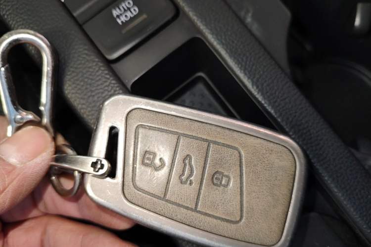 Used Volkswagen Magotan 2018 330TSI DSG Luxury Model Vehicle Key