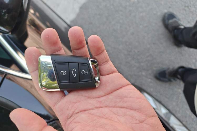 Used Volkswagen Magotan 2018 280TSI DSG Leading Model Vehicle Key