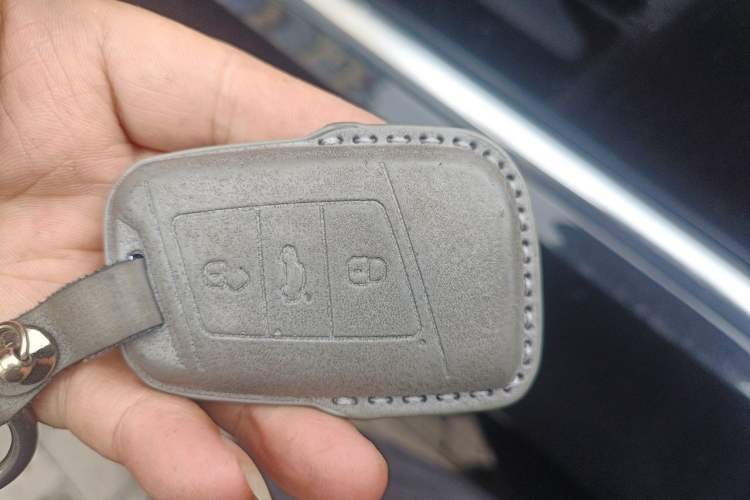 Used Volkswagen Magotan 2018 330TSI DSG Luxury Model Vehicle Key
