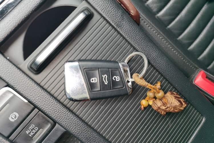 Used Volkswagen Magotan 2018 330TSI DSG Advanced Model Vehicle Key