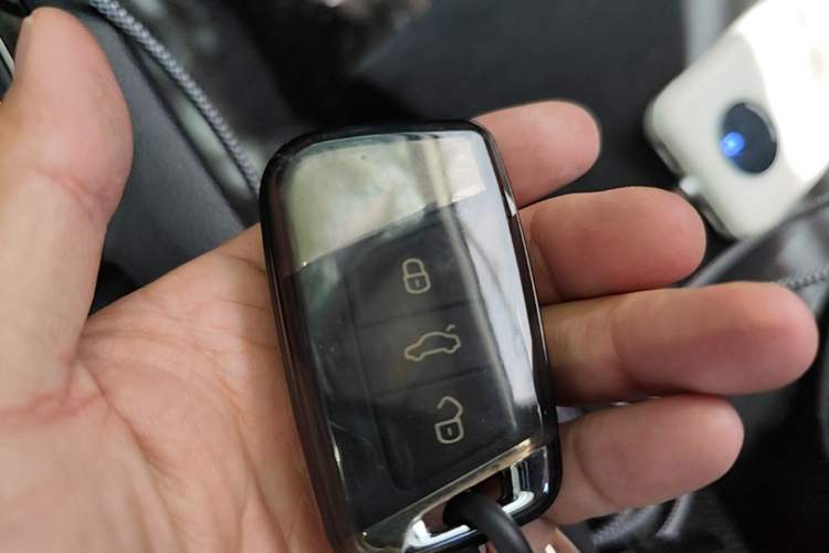 Used Volkswagen Magotan 2018 330TSI DSG Luxury Model Vehicle Key