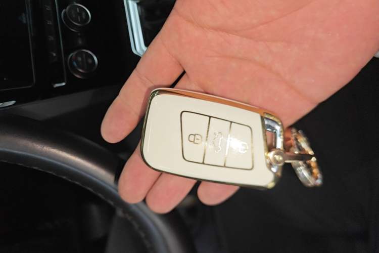 Used Volkswagen Magotan 2018 330TSI DSG Luxury Model Vehicle Key