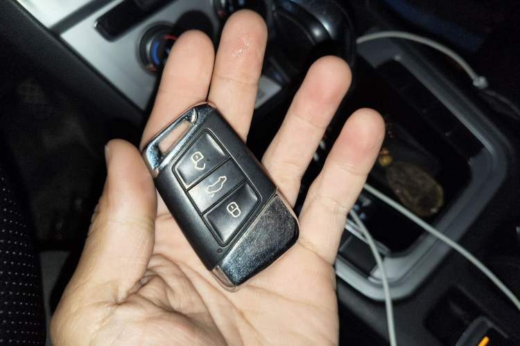 Used Volkswagen Magotan 2018 280TSI DSG Comfort Model Vehicle Key