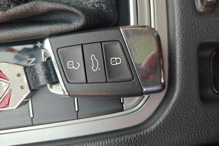 Used Volkswagen Magotan 2018 280TSI DSG Enjoyment Model Vehicle Key