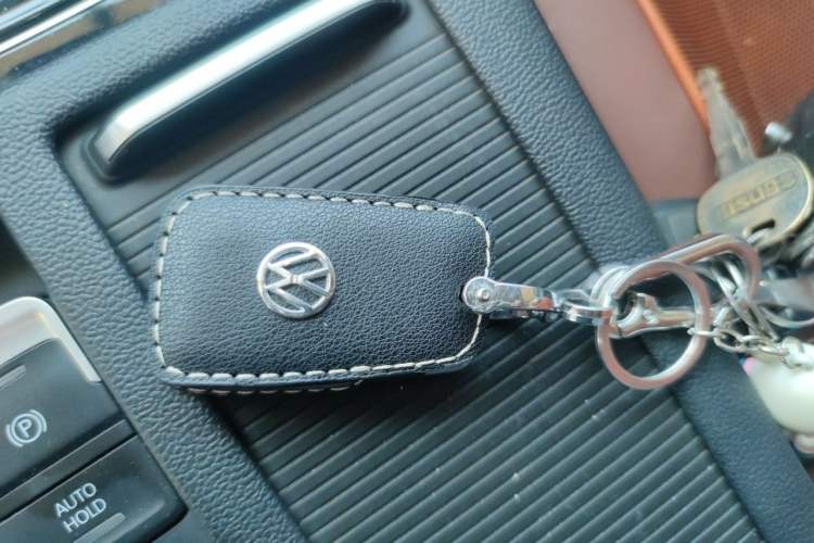 Used Volkswagen Magotan 2018 330TSI DSG Advanced Model Vehicle Key