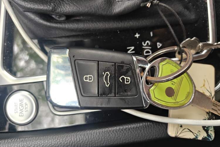 Used Volkswagen Magotan 2018 380TSI DSG Luxury Model Vehicle Key