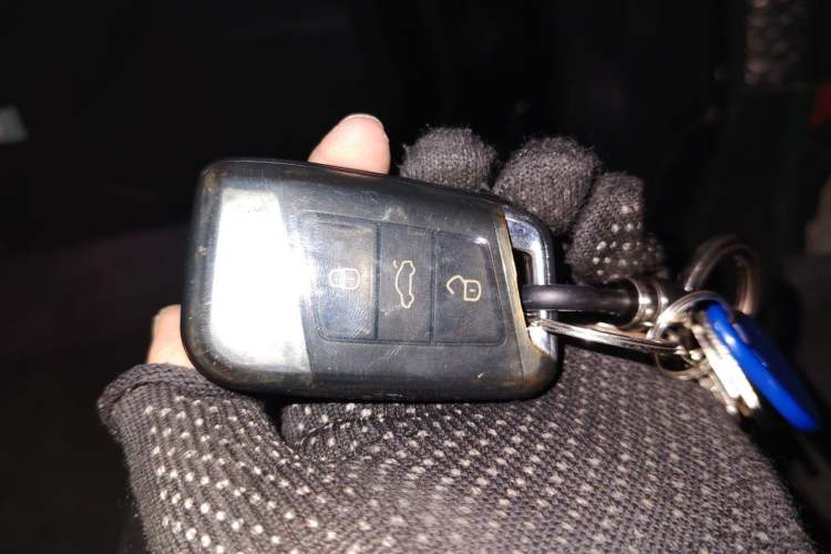 Used Volkswagen Magotan 2018 330TSI DSG Luxury Model Vehicle Key