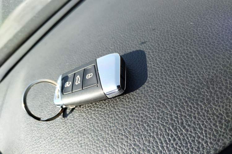 Used Volkswagen Magotan 2018 280TSI DSG Leading Model Vehicle Key