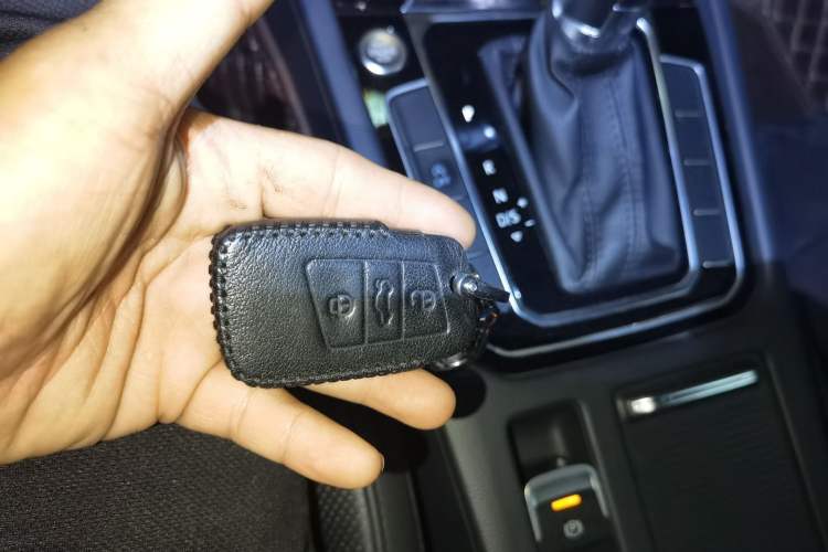 Used Volkswagen Magotan 2018 330TSI DSG Luxury Model Vehicle Key