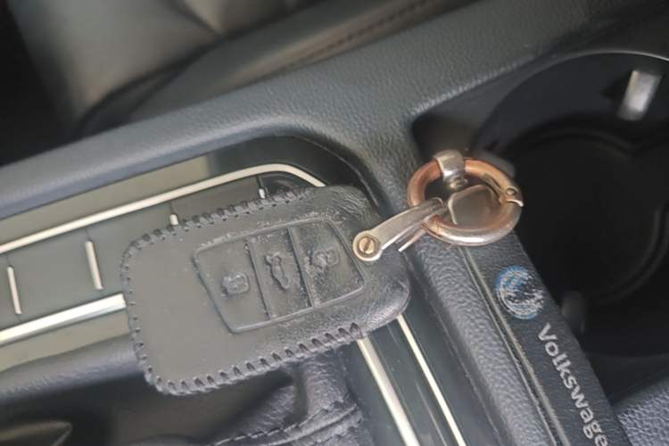 Used Volkswagen Magotan 2018 330TSI DSG Advanced Model Vehicle Key