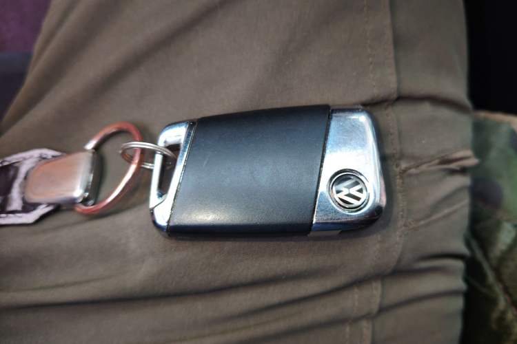 Used Volkswagen Magotan 2018 330TSI DSG Luxury Model Vehicle Key