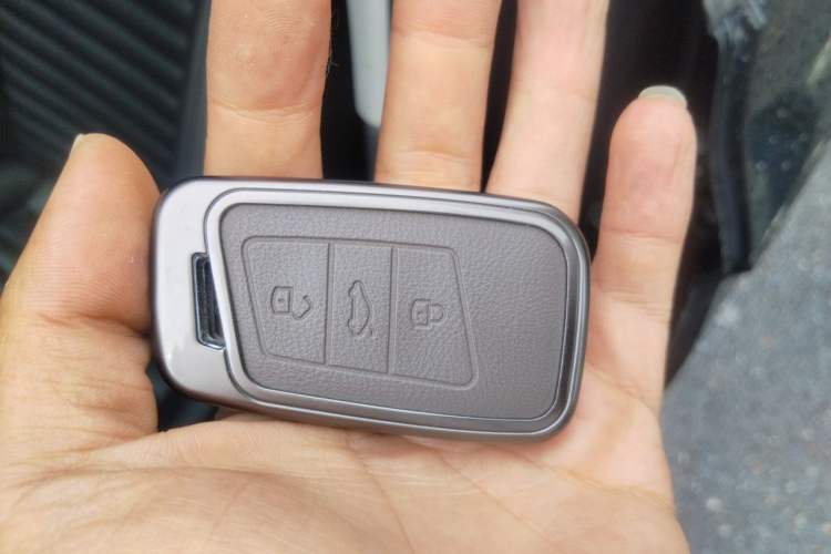 Used Volkswagen Magotan 2018 330TSI DSG Luxury Model Vehicle Key