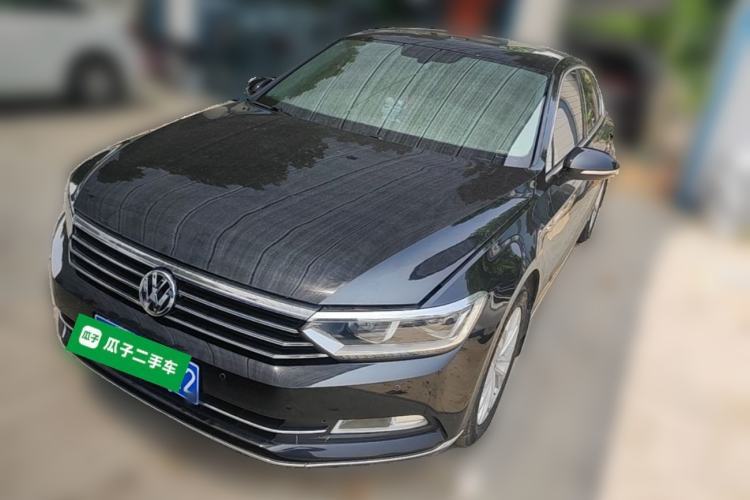 Used Volkswagen Magotan 2018 Facelift 330TSI DSG Luxury Model Guazi used car, China used car export, Used car for sale, Used  cars, Cheapest cars for sale