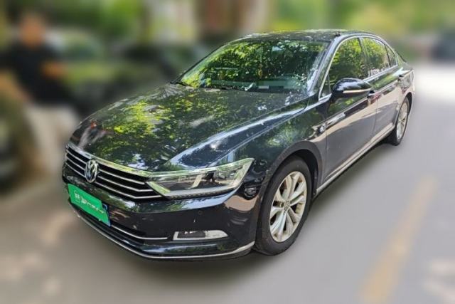 Ojetý Volkswagen Magotan 2018 330TSI DSG Luxury Model