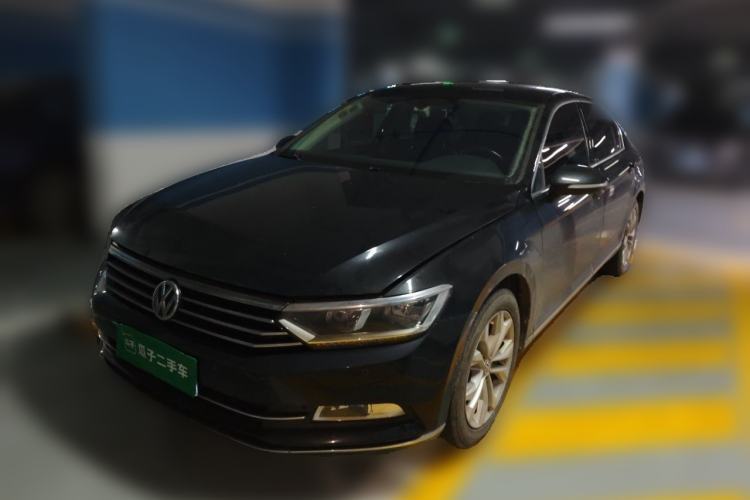 Used Volkswagen Magotan 2018 330TSI DSG Luxury Model Guazi used car, China used car export, Used car for sale, Used  cars, Cheapest cars for sale