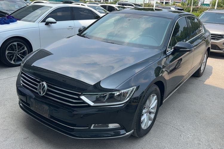 Used Volkswagen Magotan 2018 280TSI DSG Comfort Model Guazi used car, China used car export, Used car for sale, Used  cars, Cheapest cars for sale