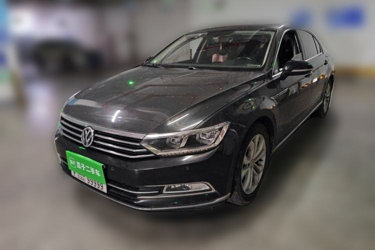 Used Volkswagen Magotan 2018 Facelift 330TSI DSG Luxury Model Guazi used car, China used car export, Used car for sale, Used  cars, Cheapest cars for sale
