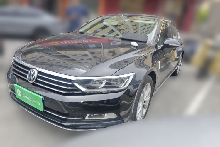 Used Volkswagen Magotan 2018 Facelift 330TSI DSG Luxury Model Guazi used car, China used car export, Used car for sale, Used cars, Cheapest cars for sale