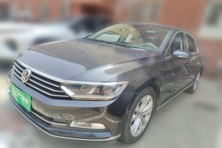 Used Volkswagen Magotan 2018 Facelift 330TSI DSG Luxury Model Guazi used car, China used car export, Used car for sale, Used cars, Cheapest cars for sale