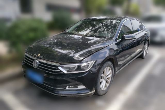 Ojetý Volkswagen Magotan 2018 280TSI DSG Comfort Model