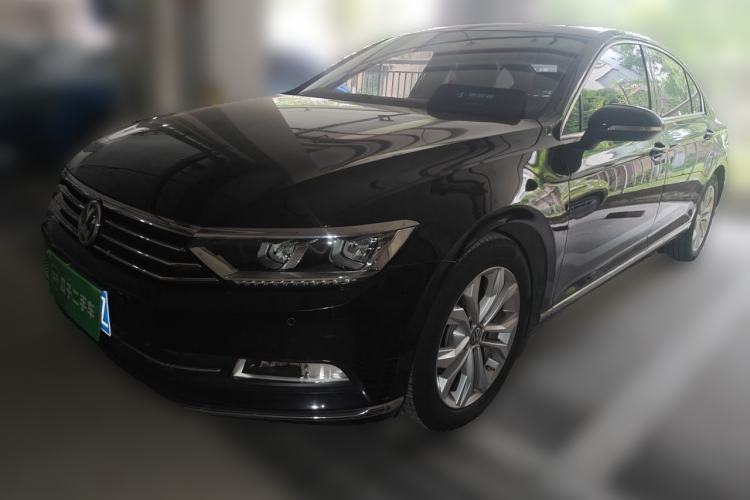 Used Volkswagen Magotan 2018 Facelift 380TSI DSG Luxury Version Guazi used car, China used car export, Used car for sale, Used  cars, Cheapest cars for sale