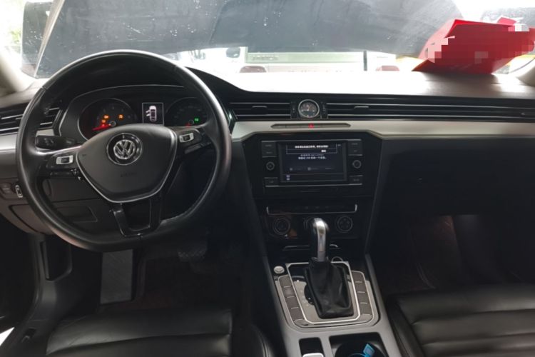 Used Volkswagen Magotan 2018 330TSI DSG Advanced Model Center Console