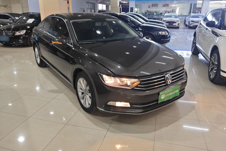 Used Volkswagen Magotan 2018 330TSI DSG Advanced Model Exterior 1