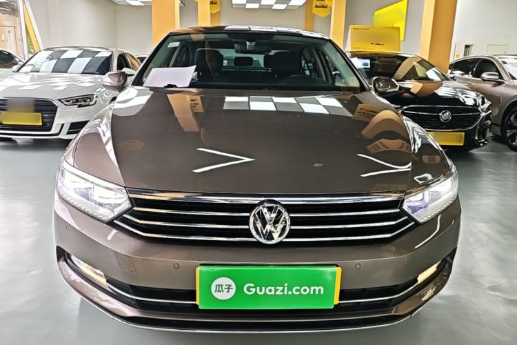 Used Volkswagen Magotan 2018 Facelift 330TSI DSG Luxury Model Front