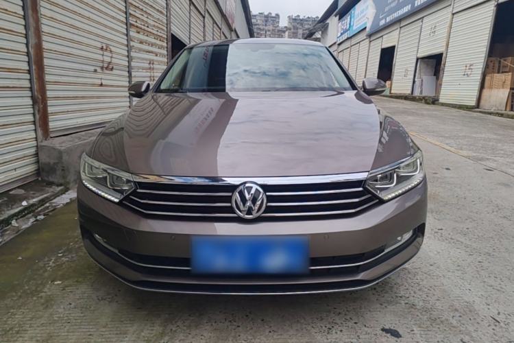 Used Volkswagen Magotan 2018 Facelift 330TSI DSG Luxury Model Front