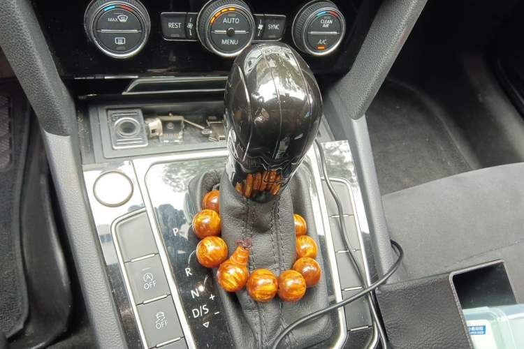 Used Volkswagen Magotan 2018 330TSI DSG Luxury Model Gear Lever