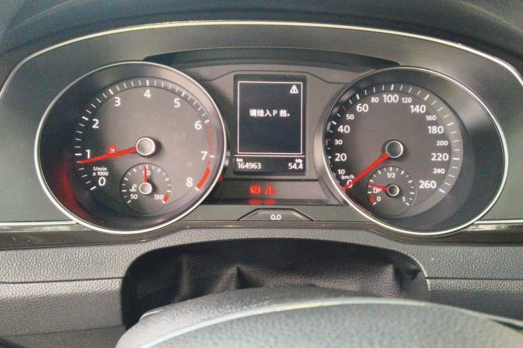 Used Volkswagen Magotan 2018 330TSI DSG Luxury Model Instrument Cluster