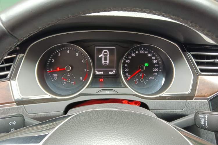 Used Volkswagen Magotan 2018 330TSI DSG Luxury Model Instrument Cluster