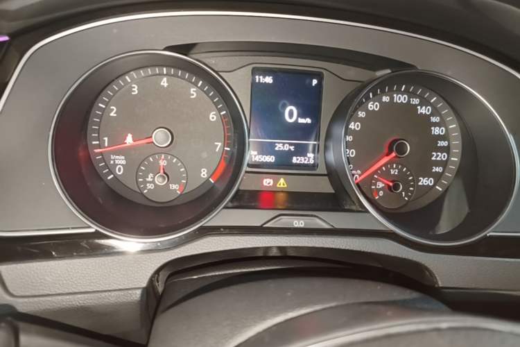 Used Volkswagen Magotan 2018 330TSI DSG Luxury Model Instrument Cluster