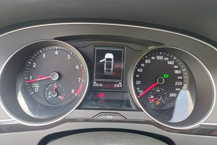 Used Volkswagen Magotan 2018 Facelift 330TSI DSG Luxury Model Instrument Cluster