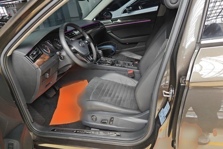 Used Volkswagen Magotan 2018 330TSI DSG Luxury Model Left Front Seat