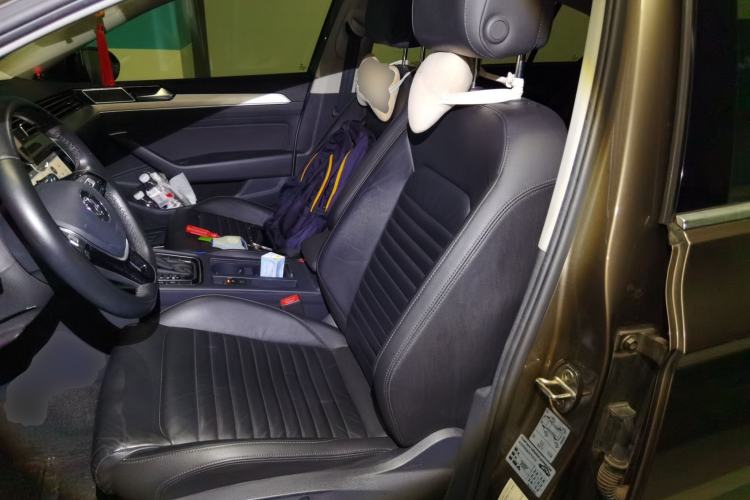 Used Volkswagen Magotan 2018 330TSI DSG Advanced Model Left Front Seat