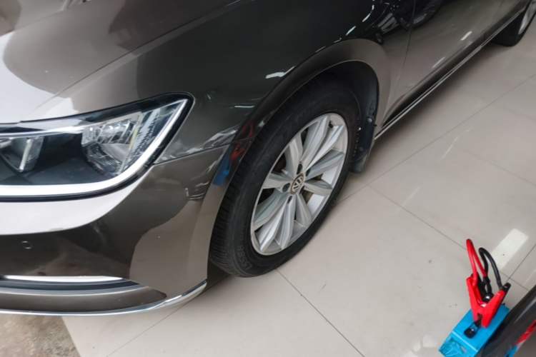 Used Volkswagen Magotan 2018 330TSI DSG Advanced Model Left Front Wheel Hub