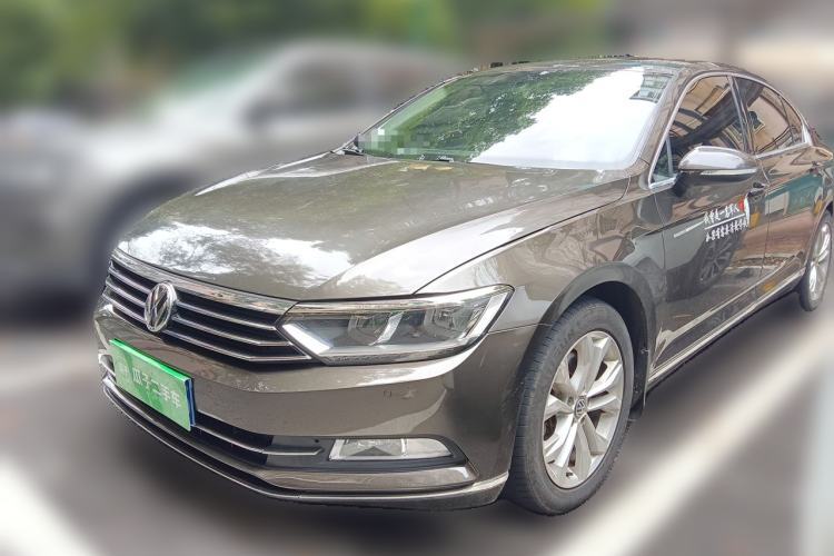 Used Volkswagen Magotan 2018 330TSI DSG Luxury Model Guazi used car, China used car export, Used car for sale, Used cars, Cheapest cars for sale