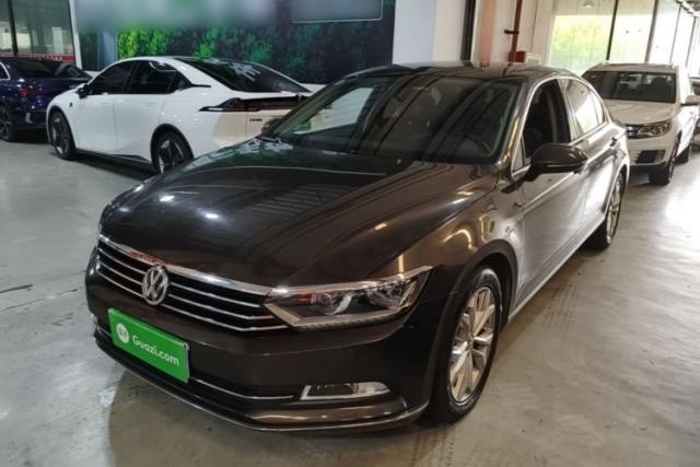 Used Volkswagen Magotan 2018 330TSI DSG Luxury Model