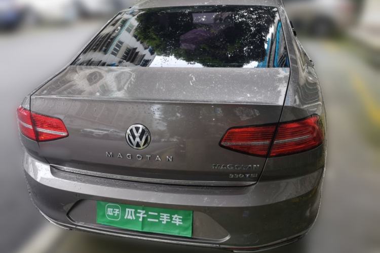 Used Volkswagen Magotan 2018 330TSI DSG Luxury Model Rear