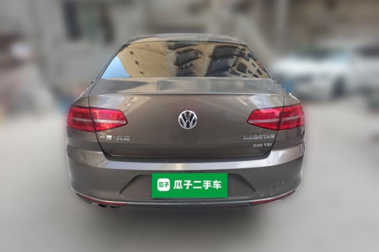 Used Volkswagen Magotan 2018 330TSI DSG Advanced Model Rear