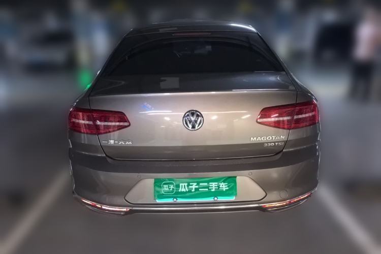 Used Volkswagen Magotan 2018 Facelift 330TSI DSG Luxury Model Rear