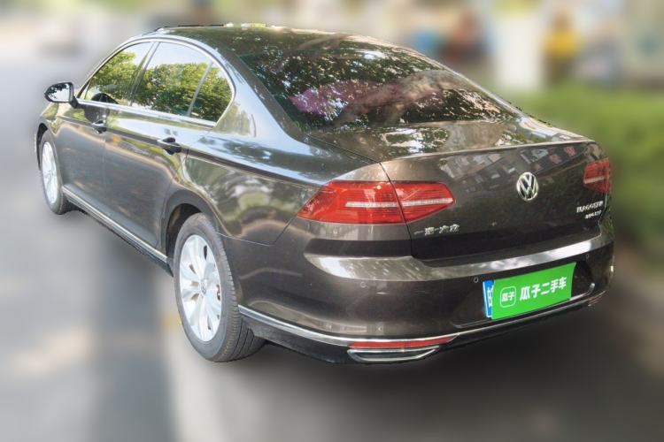Used Volkswagen Magotan 2018 330TSI DSG Luxury Model Rear Left 45 Deg