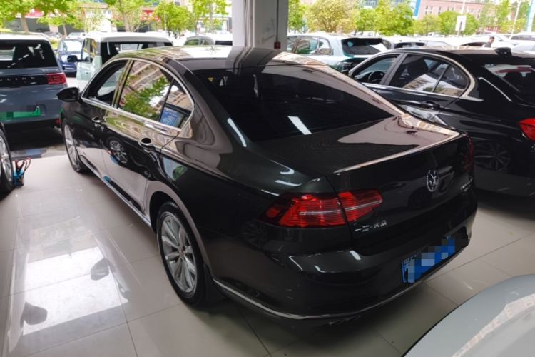 Used Volkswagen Magotan 2018 330TSI DSG Advanced Model Rear Left 45 Deg