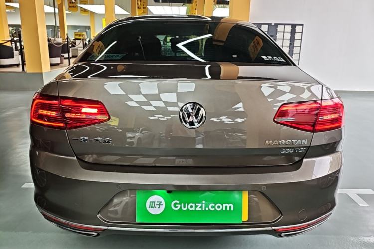 Used Volkswagen Magotan 2018 Facelift 330TSI DSG Luxury Model Rear
