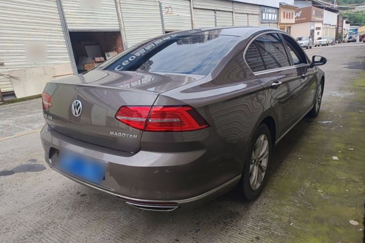 Used Volkswagen Magotan 2018 Facelift 330TSI DSG Luxury Model Rear Right 45 Deg