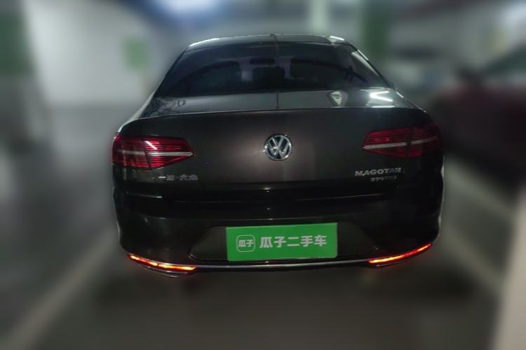 Used Volkswagen Magotan 2018 Facelift 330TSI DSG Luxury Model Rear
